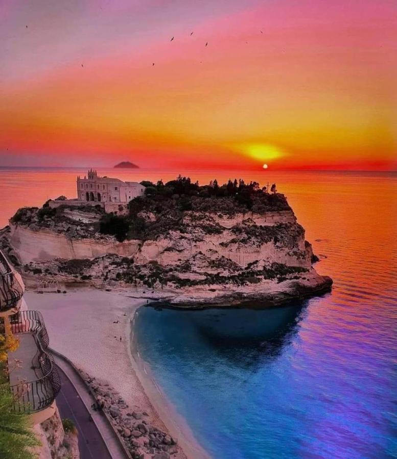 The Queen Tropea Kültér fotó